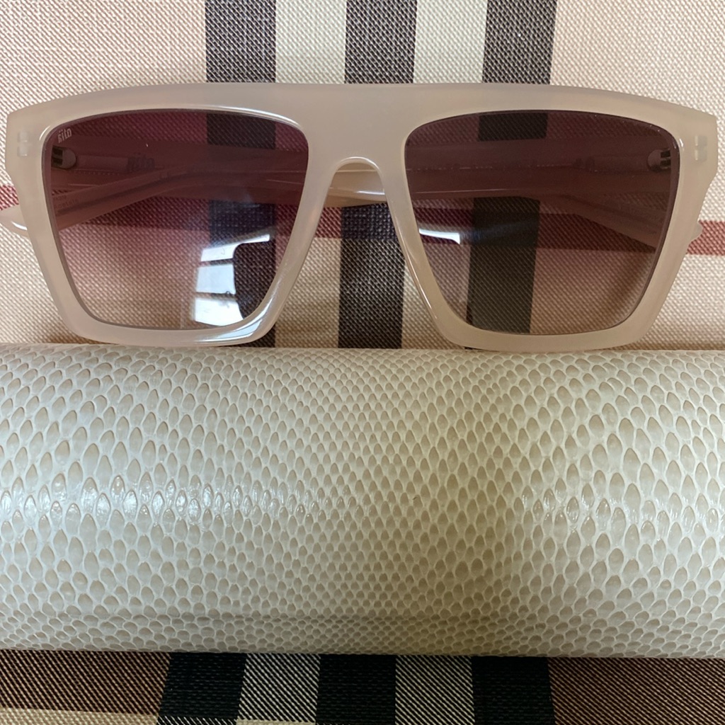 Sito Handmade Vanilla Frames Smokey Graduated Lenses Sunglasses Neverused